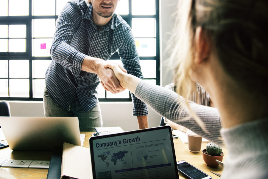 Franchising em 2026: ainda vale a pena abrir um negócio em rede?